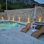 Awesome In Vakantiehuis