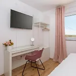 Awesome In Prázdninový dům *