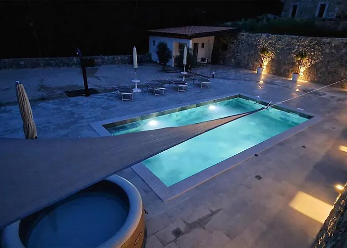 Casa de Férias Awesome In With Jacuzzi Bribir (Primorje-Gorski Kotar)
