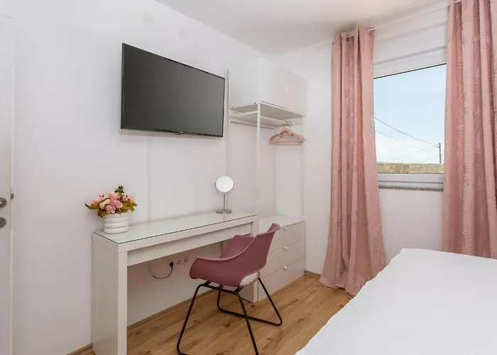 Awesome In With Jacuzzi Casa de Férias *